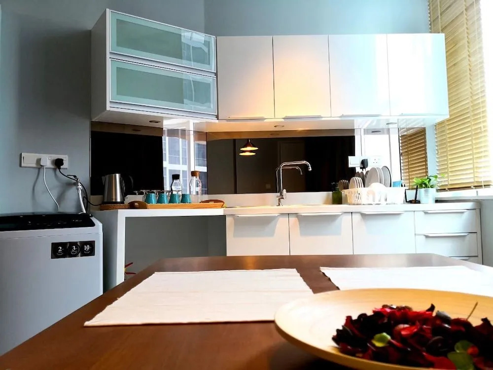 Vida by Homes Asian