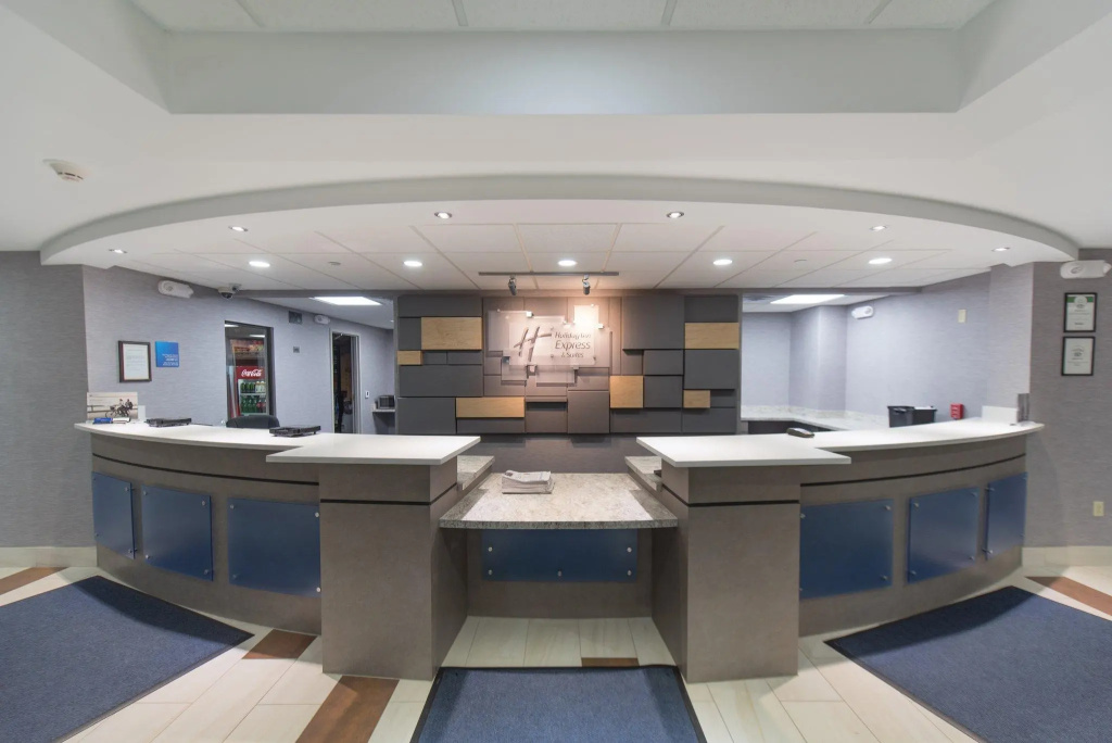 Holiday Inn Express Hotel & Suites Erie an IHG Hotel