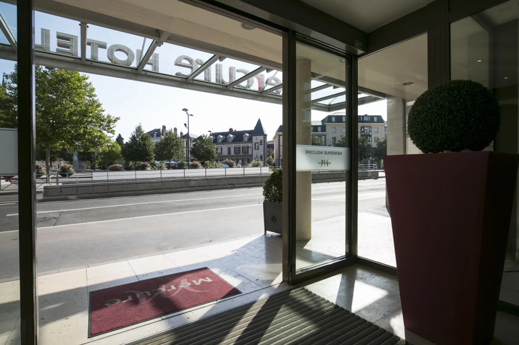 Mercure Chartres Centre Cathedrale
