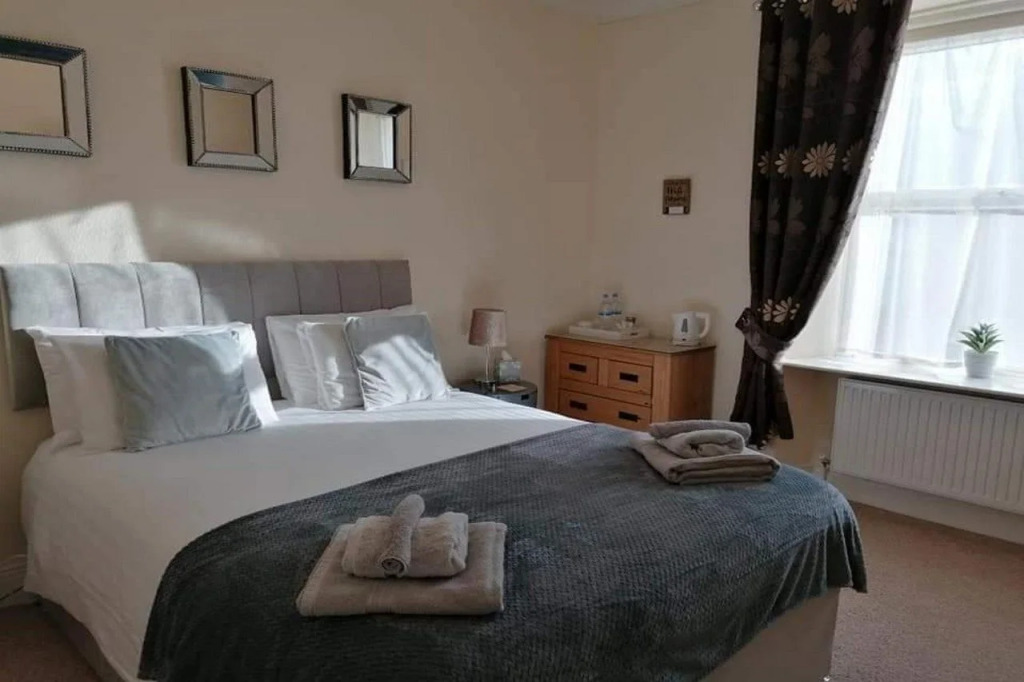 Abbey House B & B