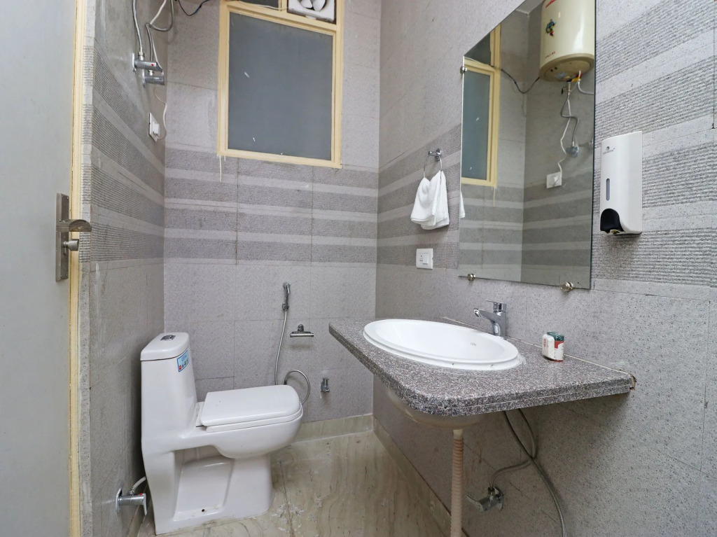 Hotel Viditva 3 by OYO Rooms