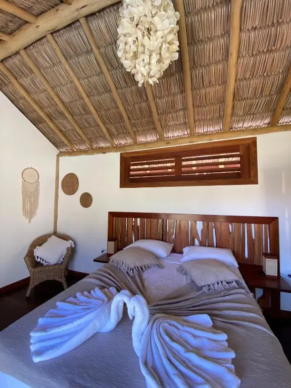 Tiki Pools Bungalows