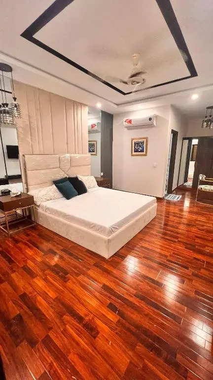 Grand Atrium Designer Apartment