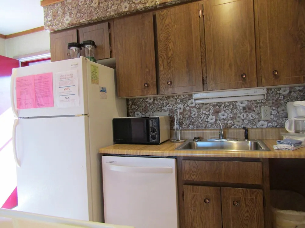 Skyleaf E_17 2 Bedrooms 2 Bathrooms Condo