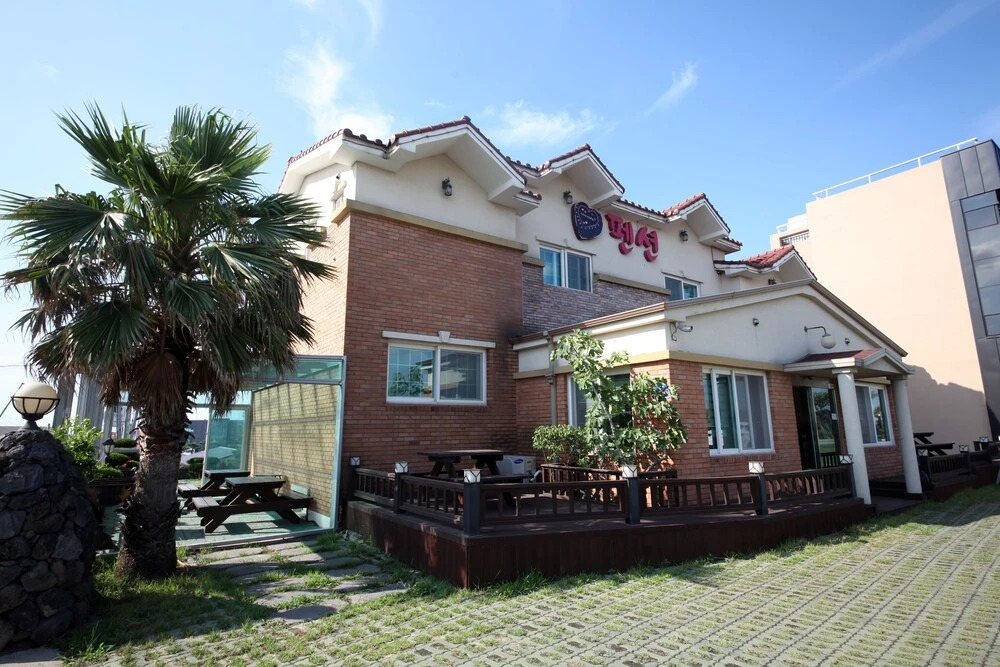 Chocolate Pension