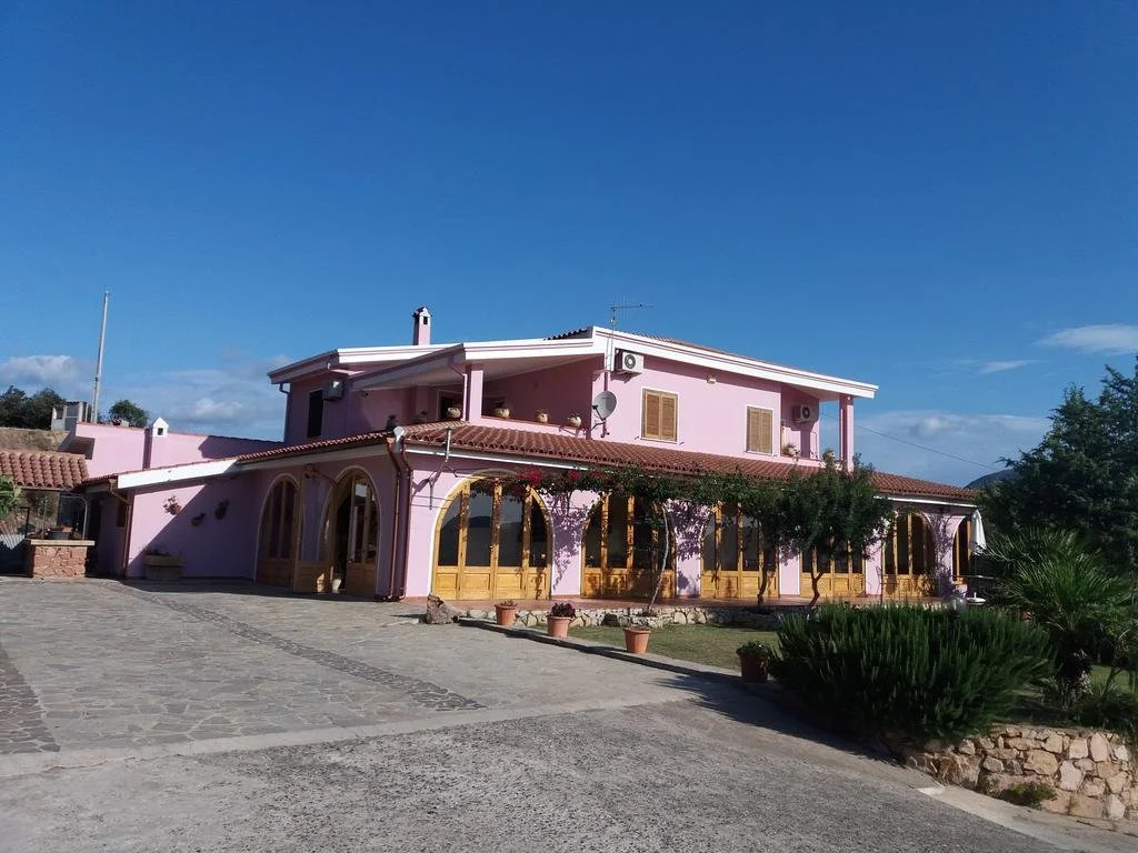 Domus De Janas