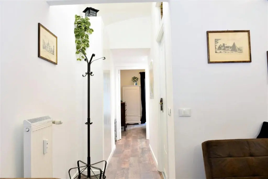 Miriam Apartment
