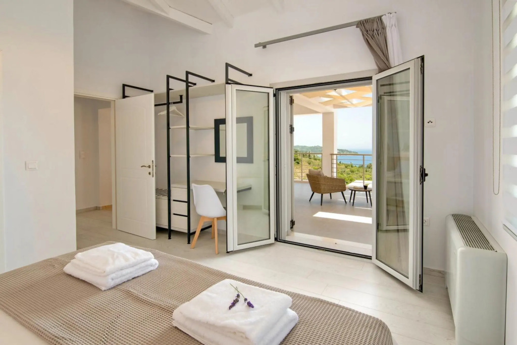 Tania Villa - Elegant 4 BR Villa With Private Pool