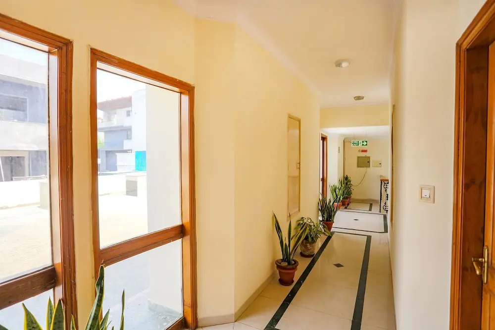 FabHotel Altus