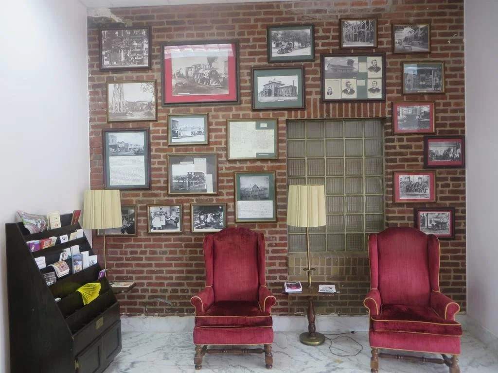 Urbana Landmark Hotel