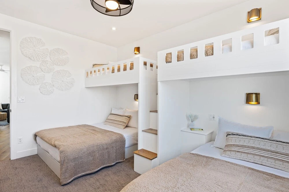 The Sapphire Blanc 5 Bedroom Home