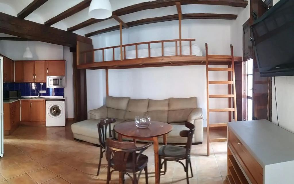 Bonito apartamento con encanto en casco antiguo RON 7