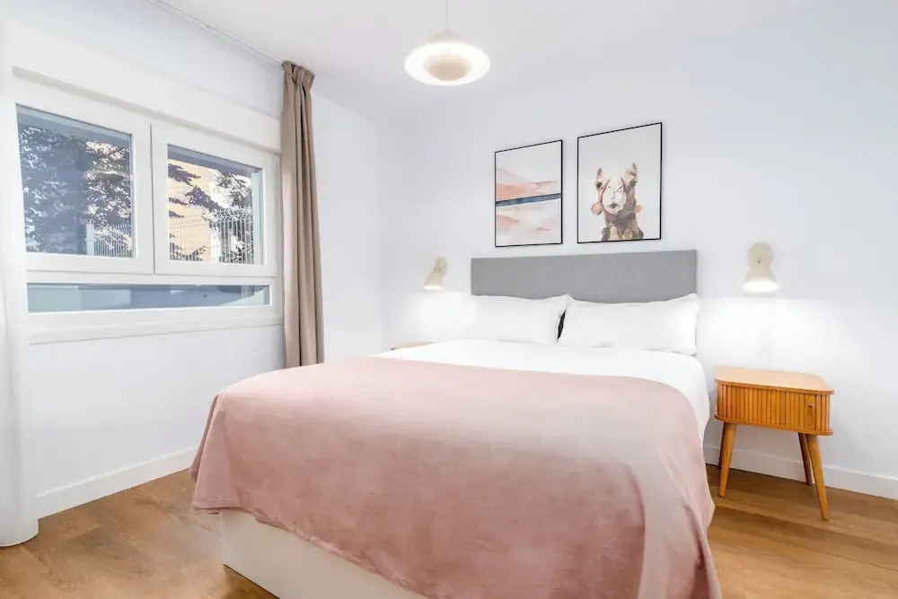 Limehome Oviedo Calle Postigo Bajo