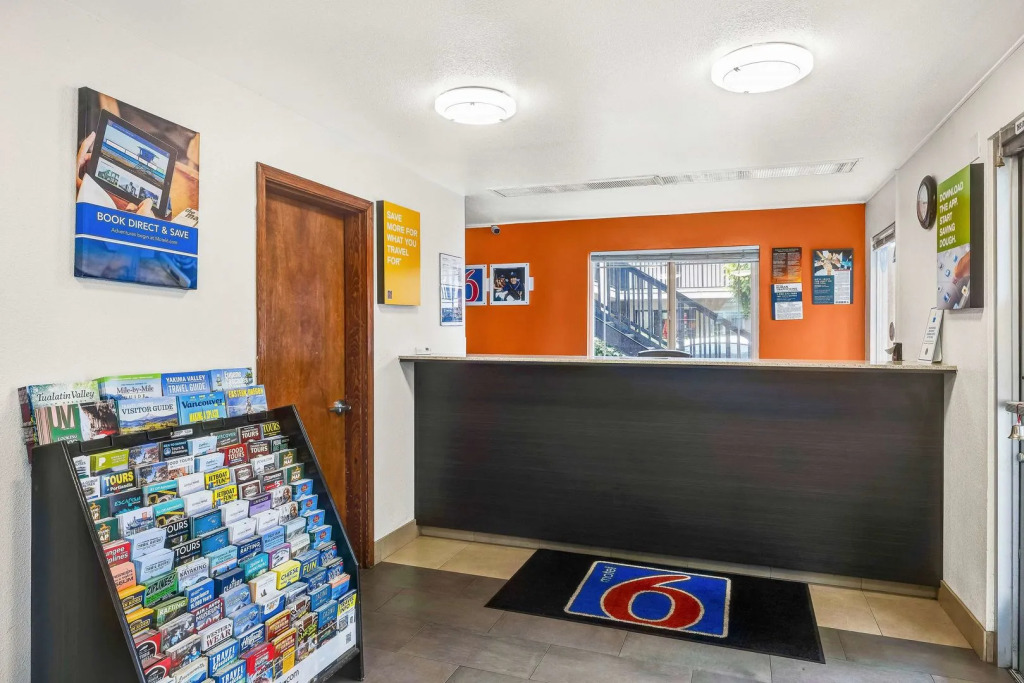 Motel 6 Portland, OR - Downtown