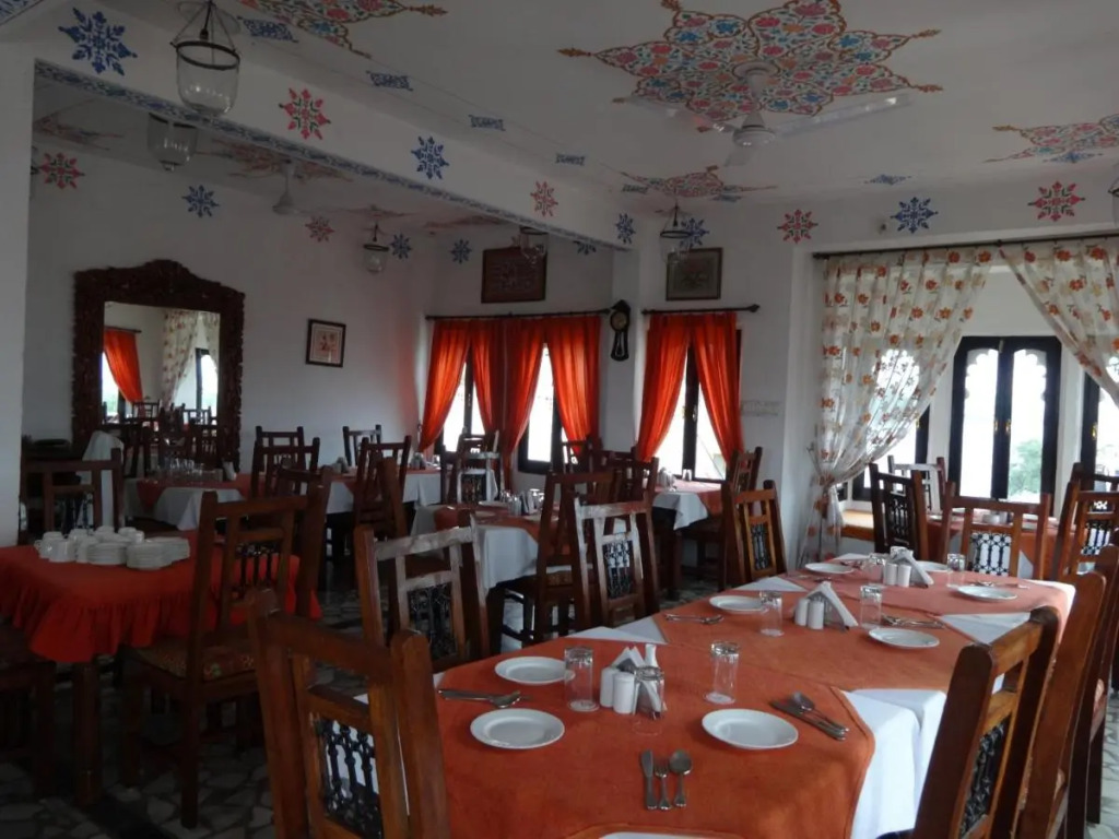 Jarokha Haveli