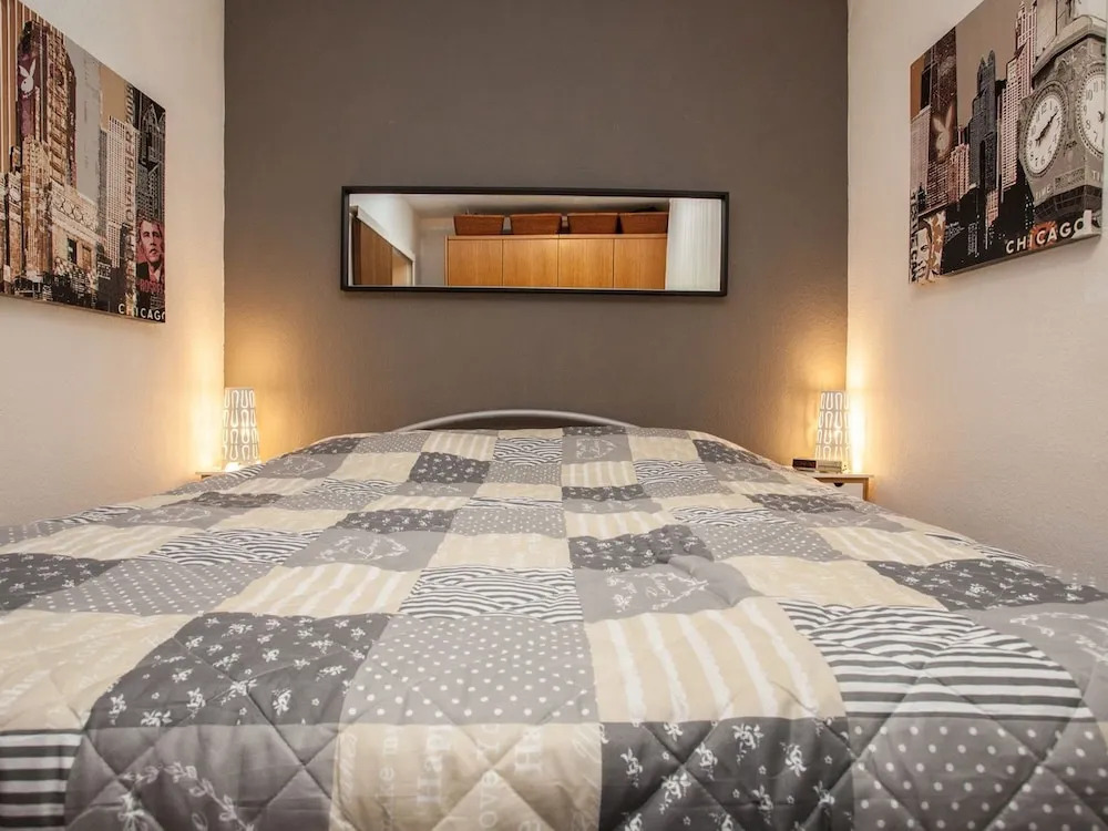 Fully Furnished and Modern Flat at the Edge of the Forest