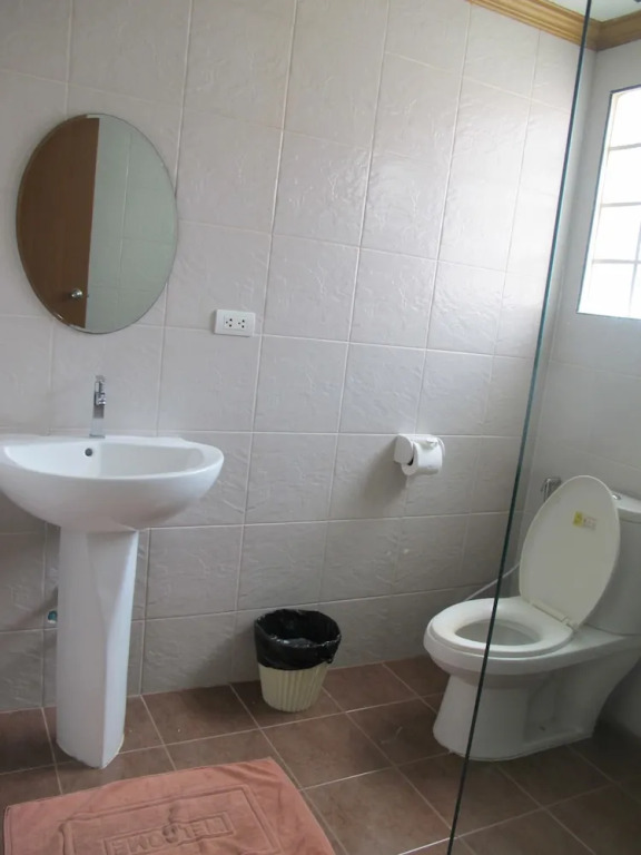 Rouge Service Apartments, Soi Buakhao