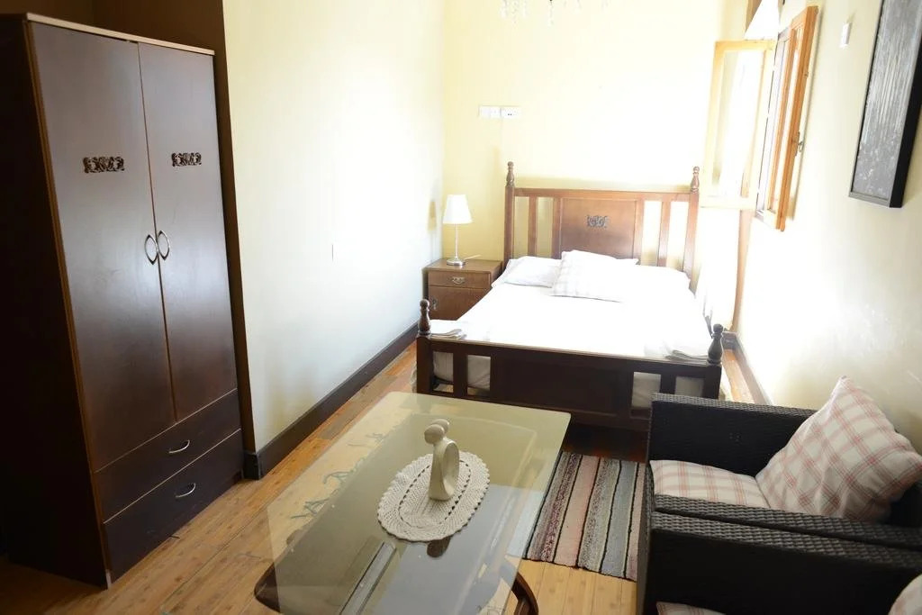 Kipros Accommodation