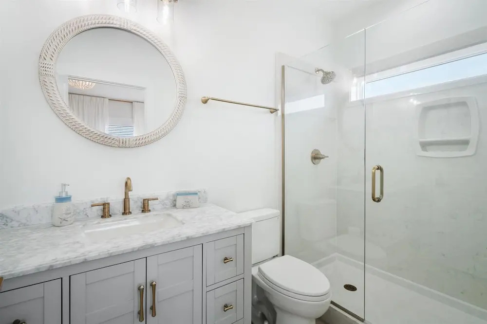 The Anchored Lighthouse - 2630 Bienville Blvd 5 Bedroom Home by RedAwning