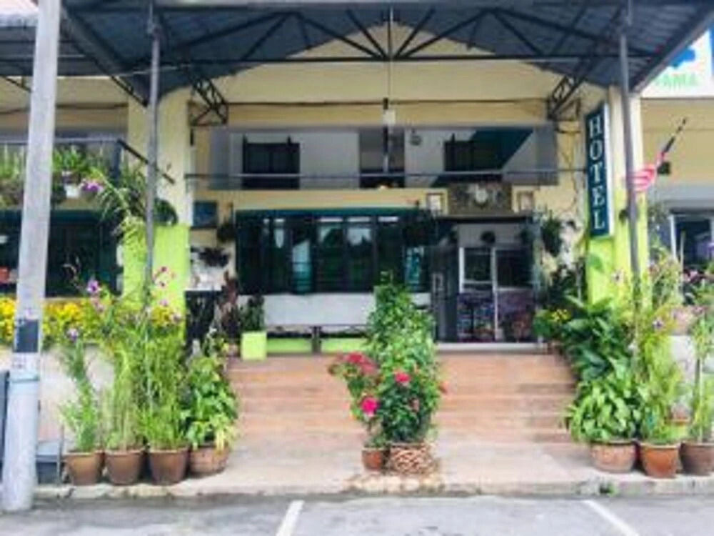 Hotel O Lily Haven Hotel