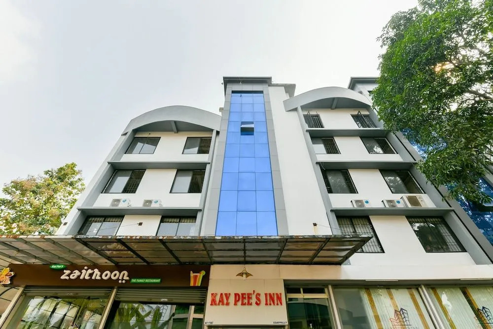 Hotel Kaypees Inn