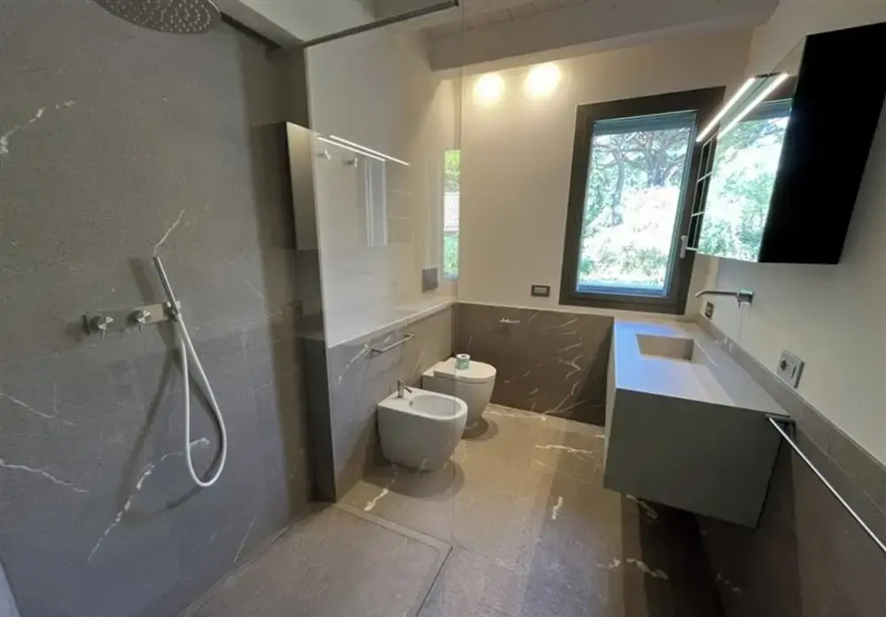 Stylish Apartment for Your Perfect Getaway With Whirlpool