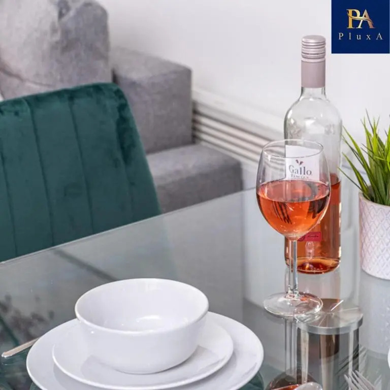 Pluxa Rose Quartz Luxury Stay