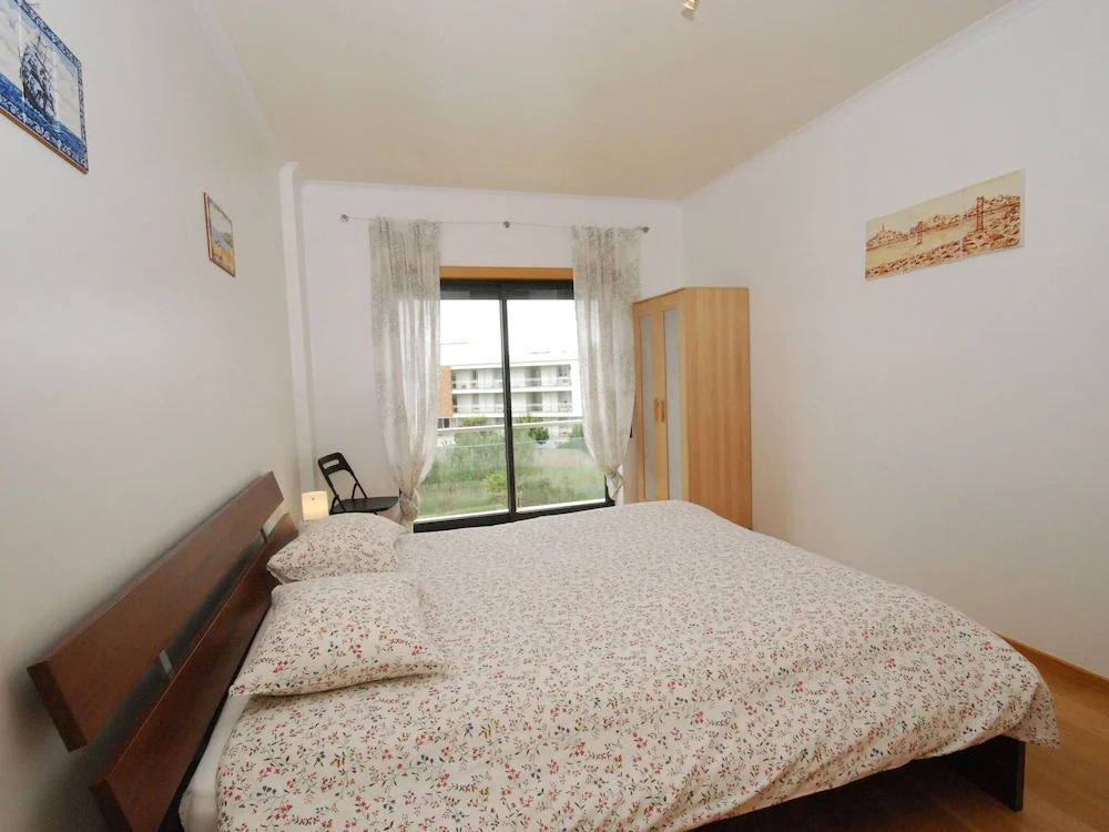 Attractive Holiday Home Near the Beach