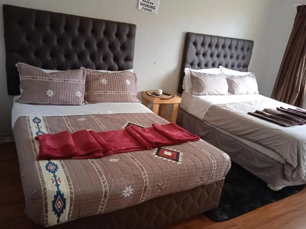 2friends guest house