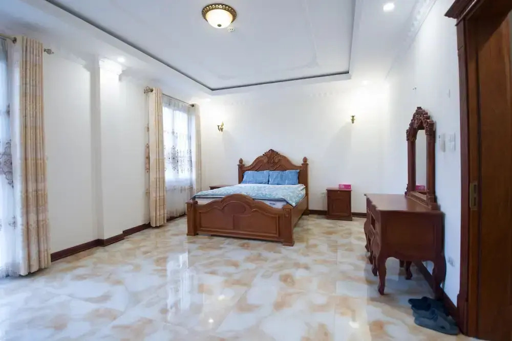 Van Loi Home