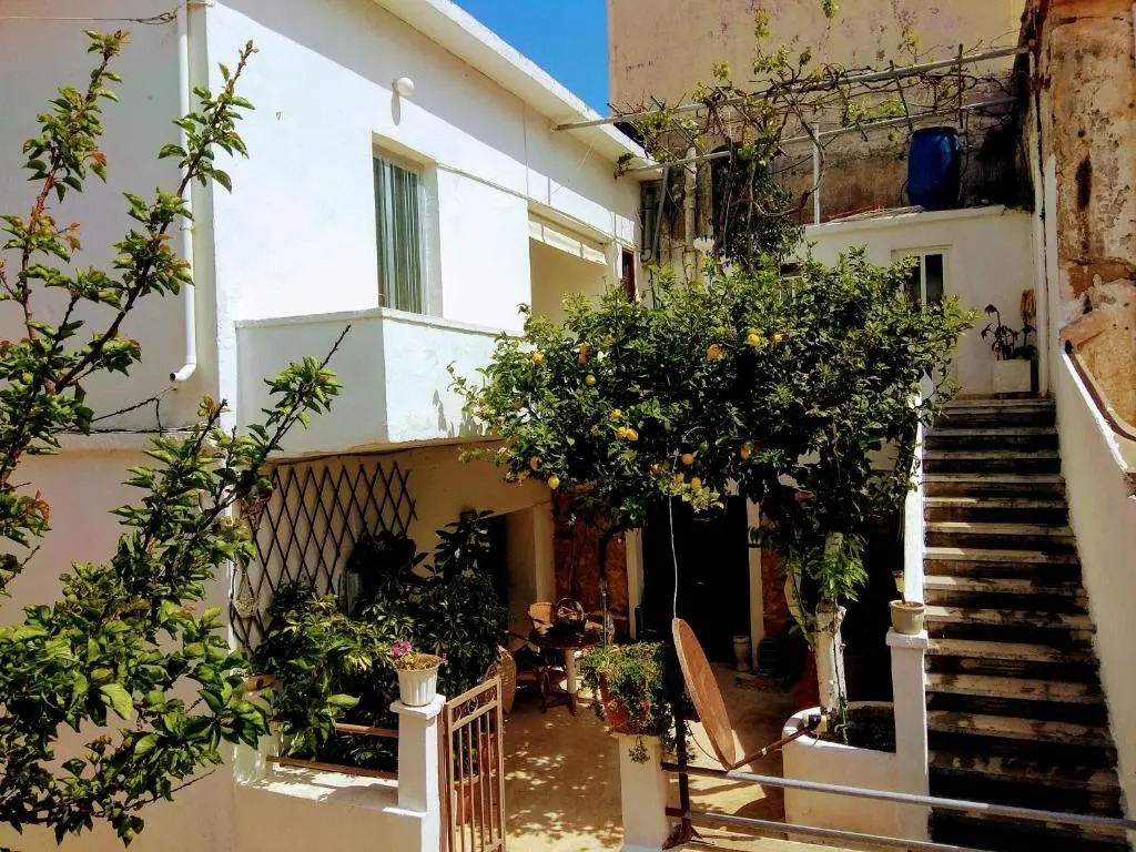 Three Bedroom Apartment in City Center with Sea View near the Beach