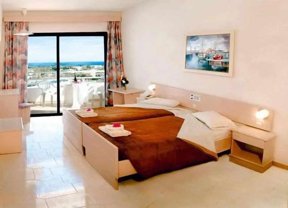 Hotel Iris