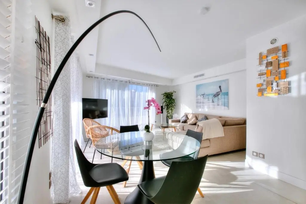 REF 1147 - Cannes Center - Apartment for rent