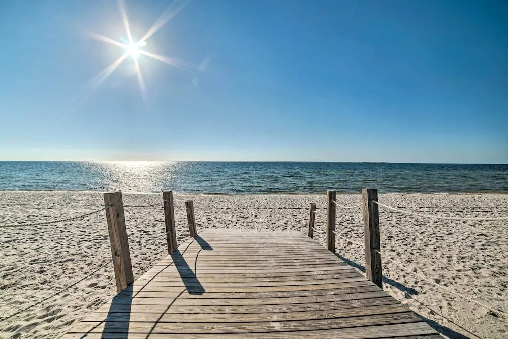Walk to Shore: 'oyster House' Port St Joe Getaway