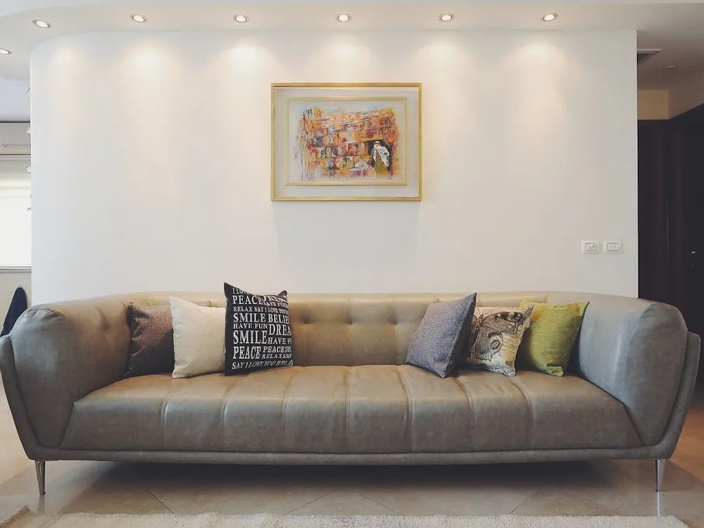 Art Apartment near Mamila