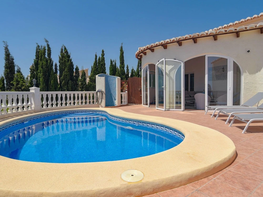 Beautiful Villa in Cumbre Del Sol Private Swimming Pool & 180 Degree sea View