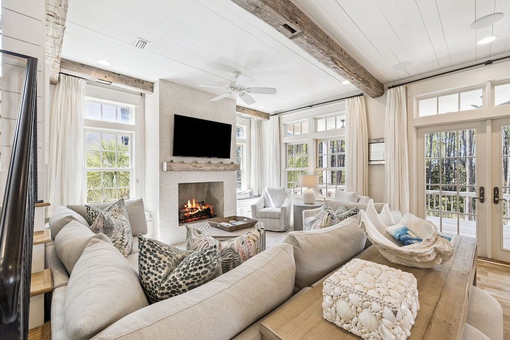 South Of 30a Close To The Beach + Watercolor Beach Club Evergreen Dream 5 Bedroom Home by RedAwning