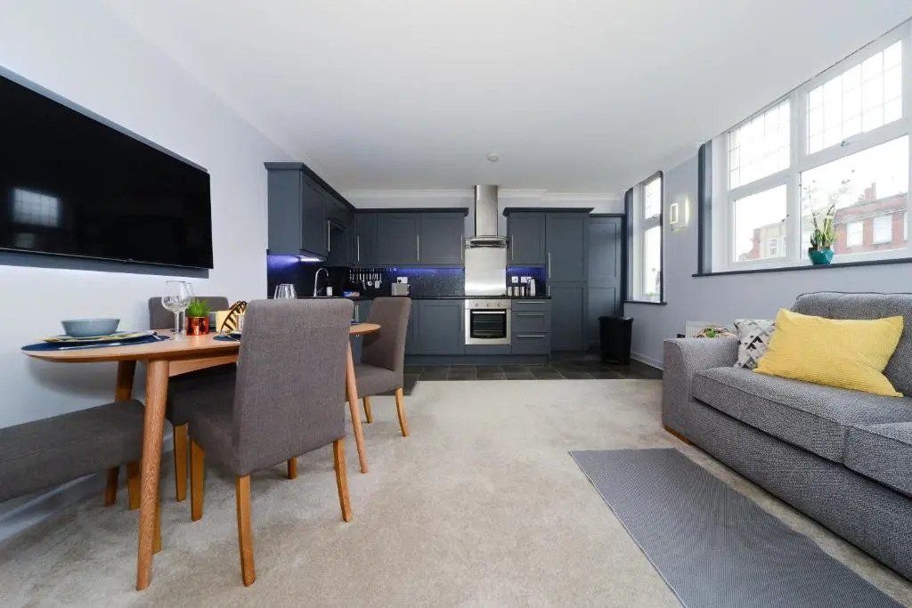 Beautiful Apartment near Bournemouth, Poole & Sandbanks