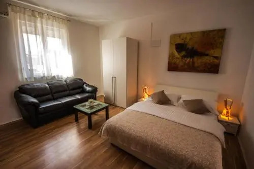 Sara Residence