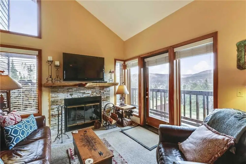 TYRA SKI IN OUT 4 BR Condo