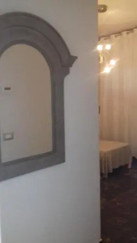 Ginos House