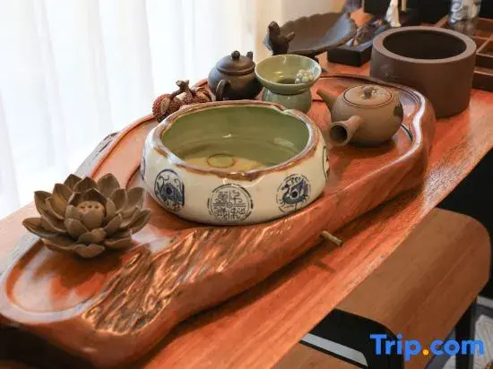 Yining Yishe Yijie Homestay