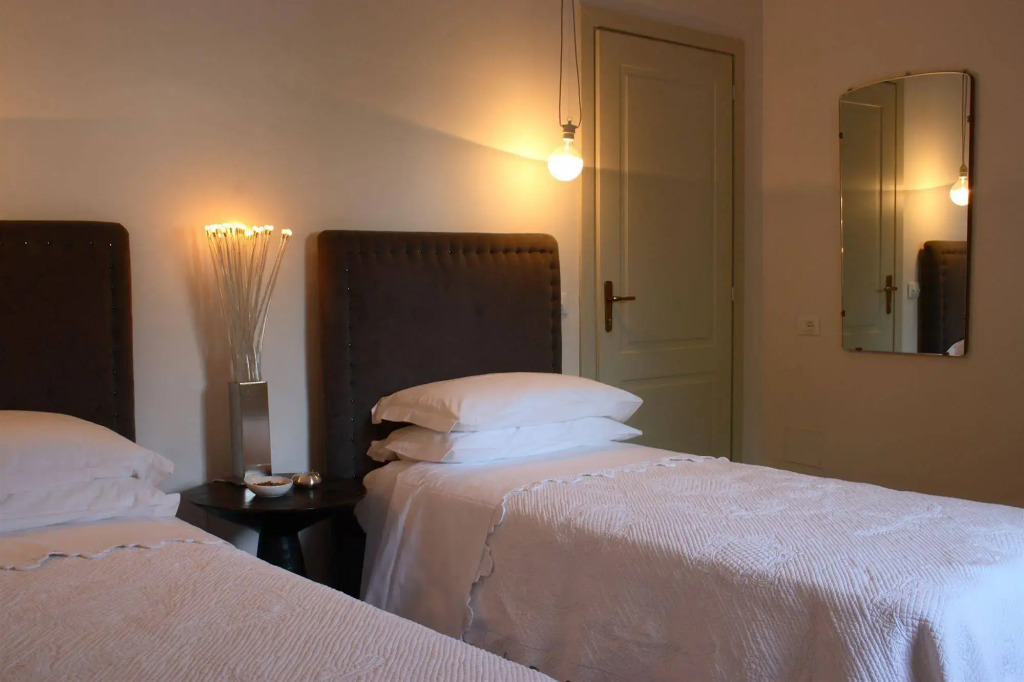 BB 22 Charming Rooms & Apartments