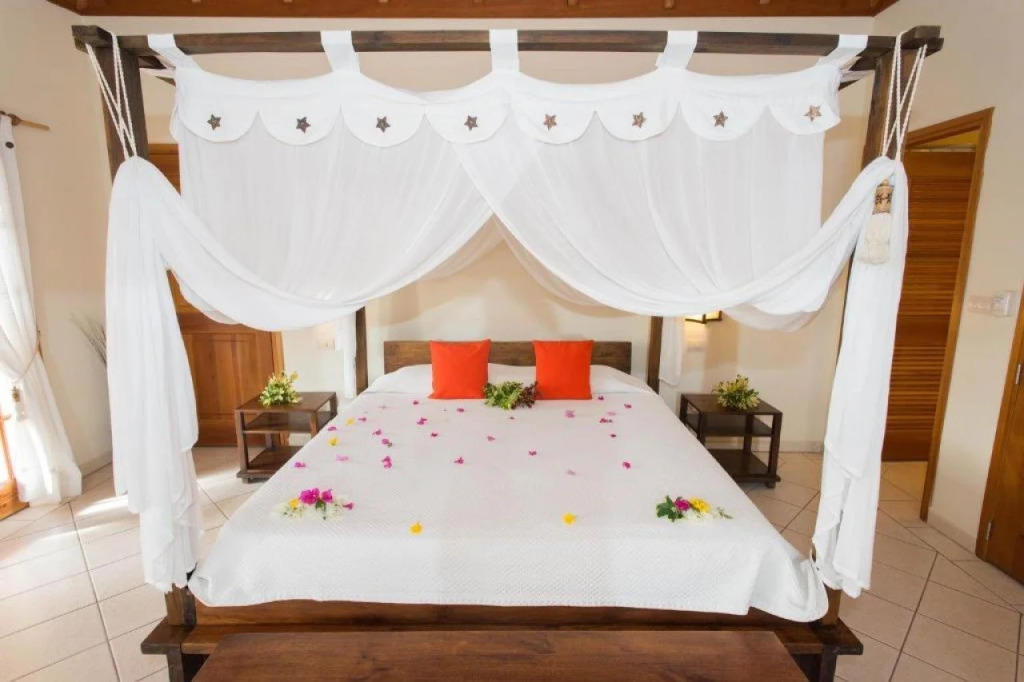 Antigua Superyacht Marina & Resort