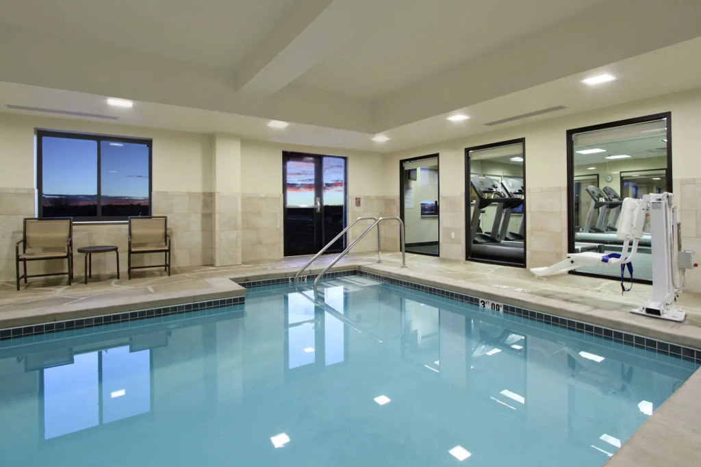 Holiday Inn Express & Suites Colorado Springs First & Main by IHG
