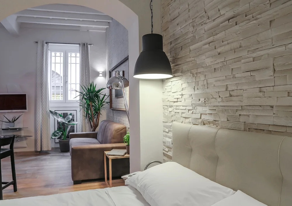Apartments Florence - Rosa piccolo