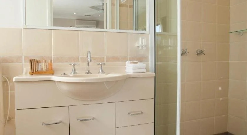 Batemans Bay Manor - Bed and Breakfast