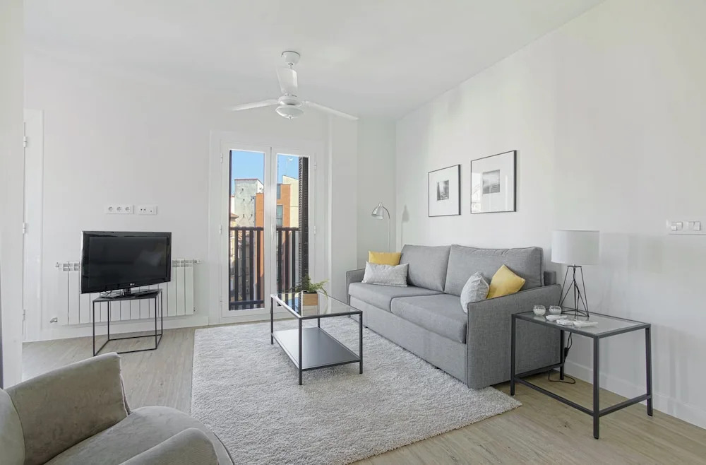Desing 1 Bd Apartm Prime Location. Cava Baja