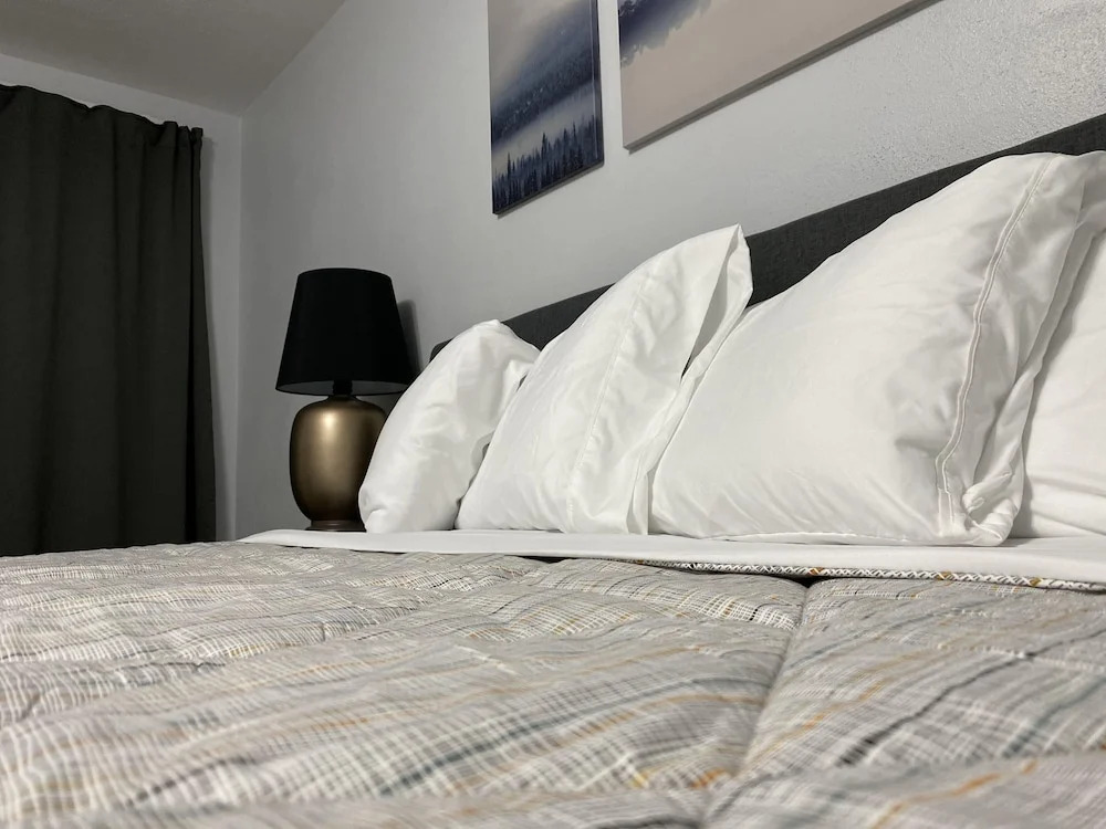Four Seasons Inn
