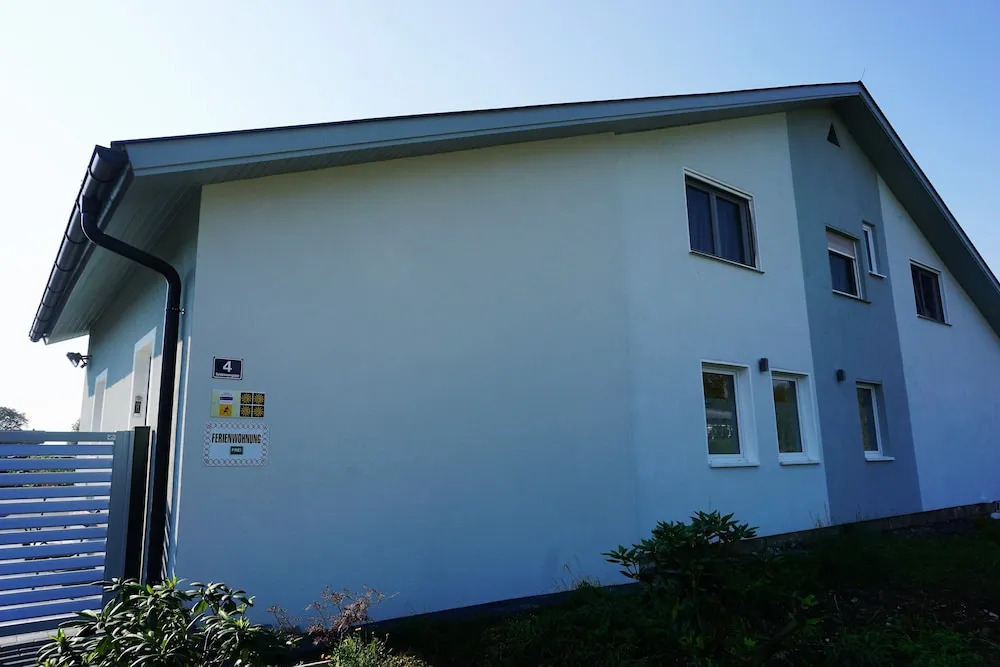 Baum Apartments